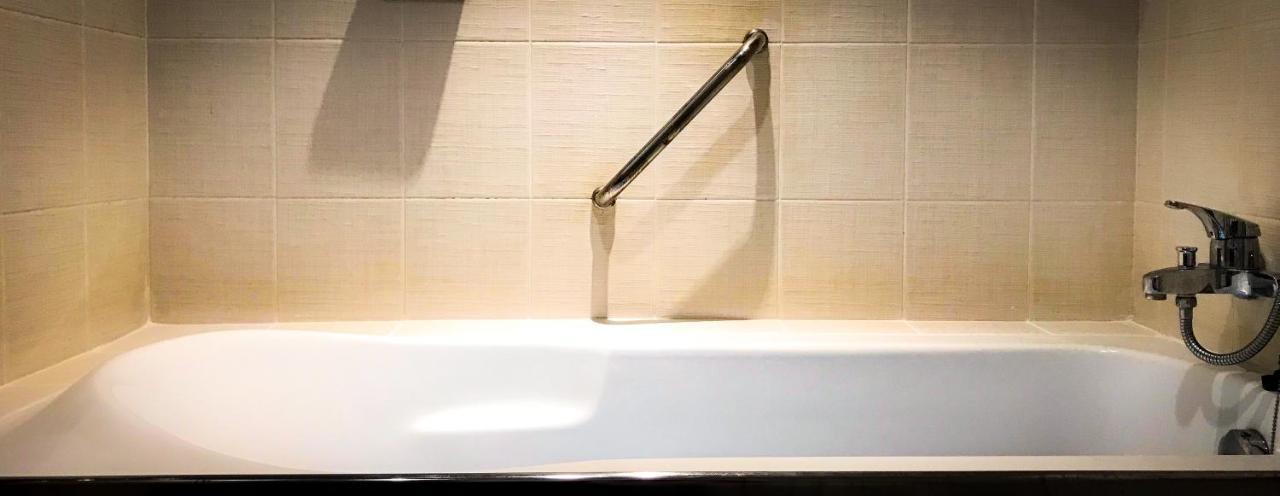 Siam Bright Suite Bangkok Buitenkant foto